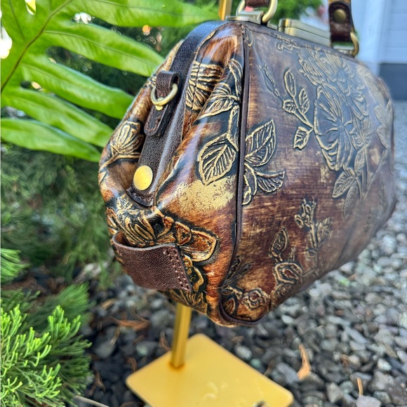 Patricia Nash Vintage Tooled Leather Doctor Bag Burnished Floral Frame Satchel - Picture 7 of 13